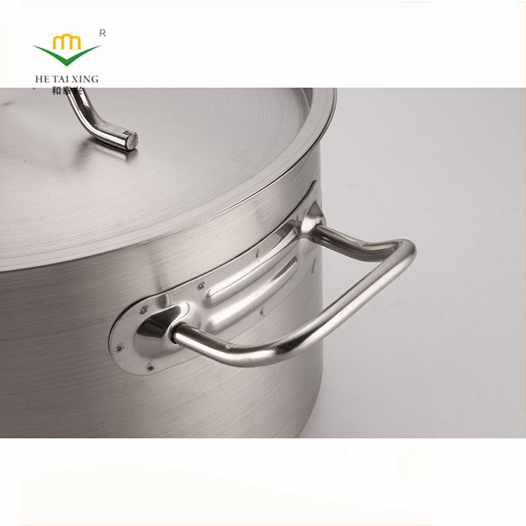 mittelgro&szlig;e So&szlig;enpfanne